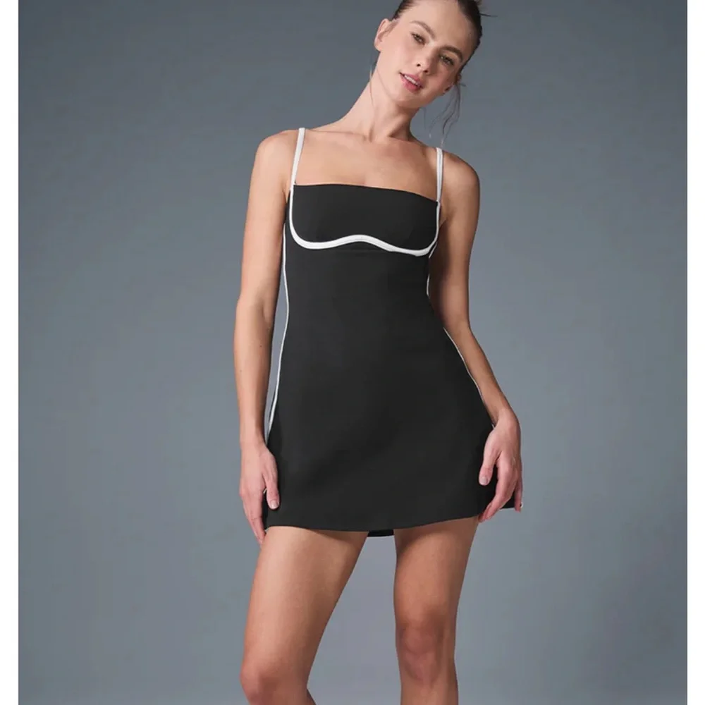 NWT ALO Yoga Airbrush Streamlined Dress in Black/White Size XS - Picture 1 of 7